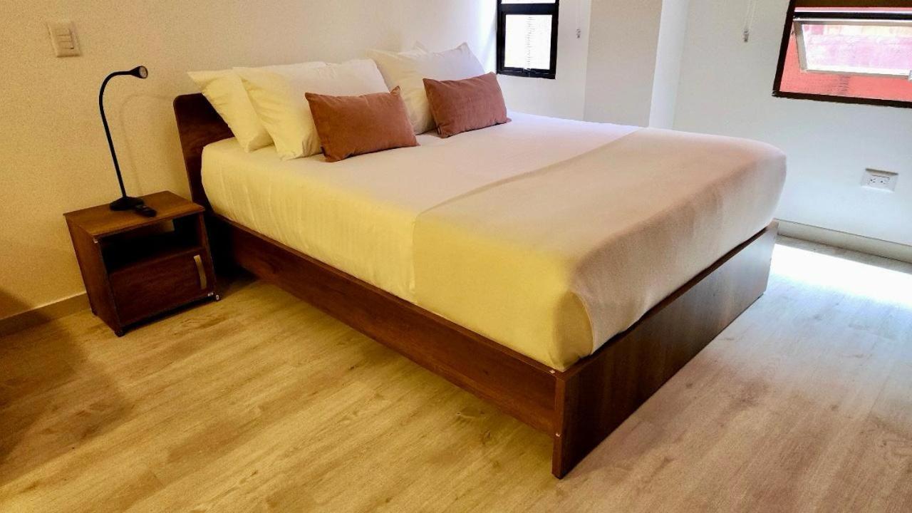 Toscana Loft - Apartasuites Богота Экстерьер фото
