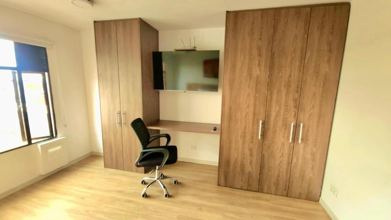 Toscana Loft - Apartasuites Богота Экстерьер фото