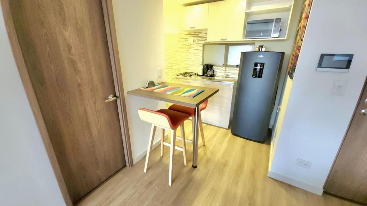 Toscana Loft - Apartasuites Богота Экстерьер фото